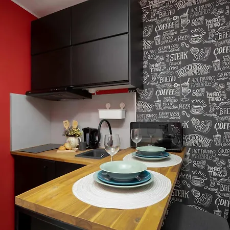 Apartman Stylish For 2 Guests In With Remote Work Space By Renters *